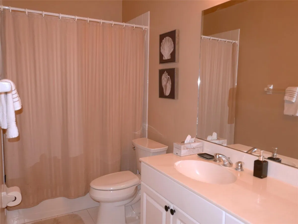 Residence photo 28