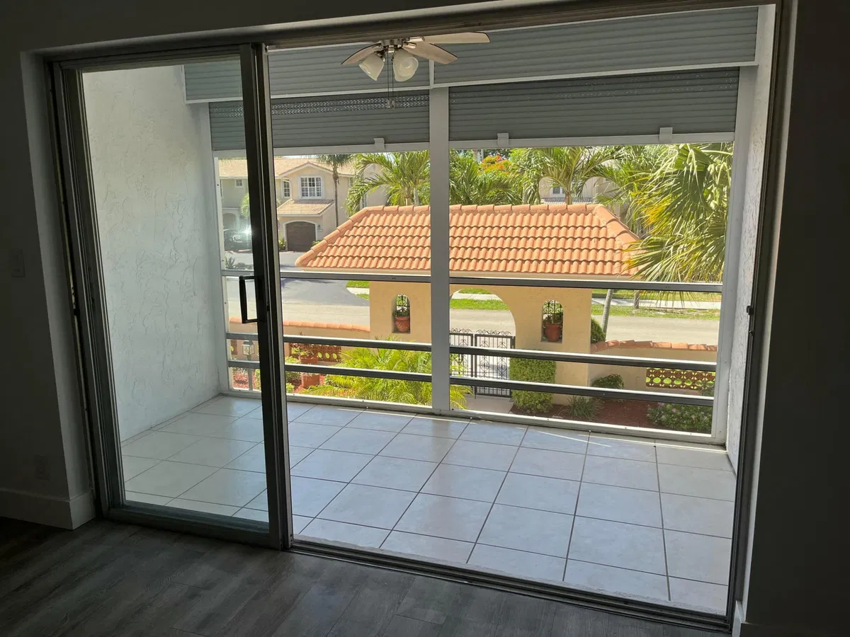 Boca Raton Unit 0023 photo 10