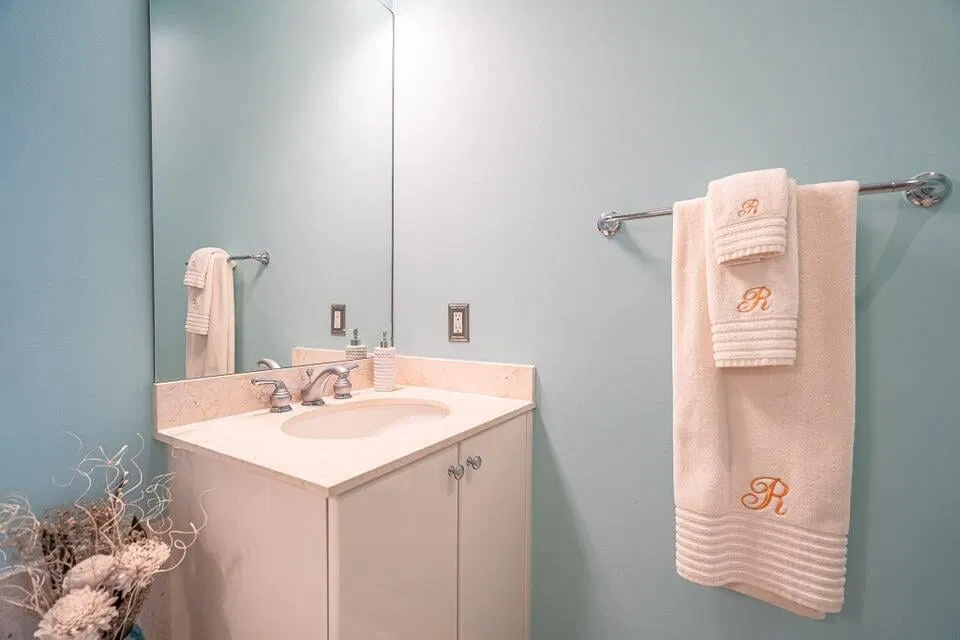 One City Plaza Unit 418 photo 22