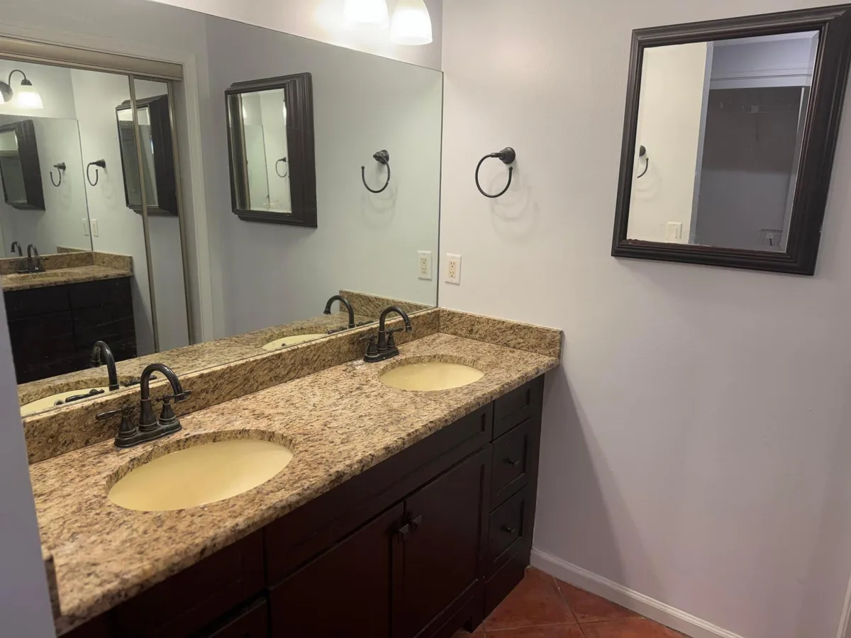 Residence photo 31