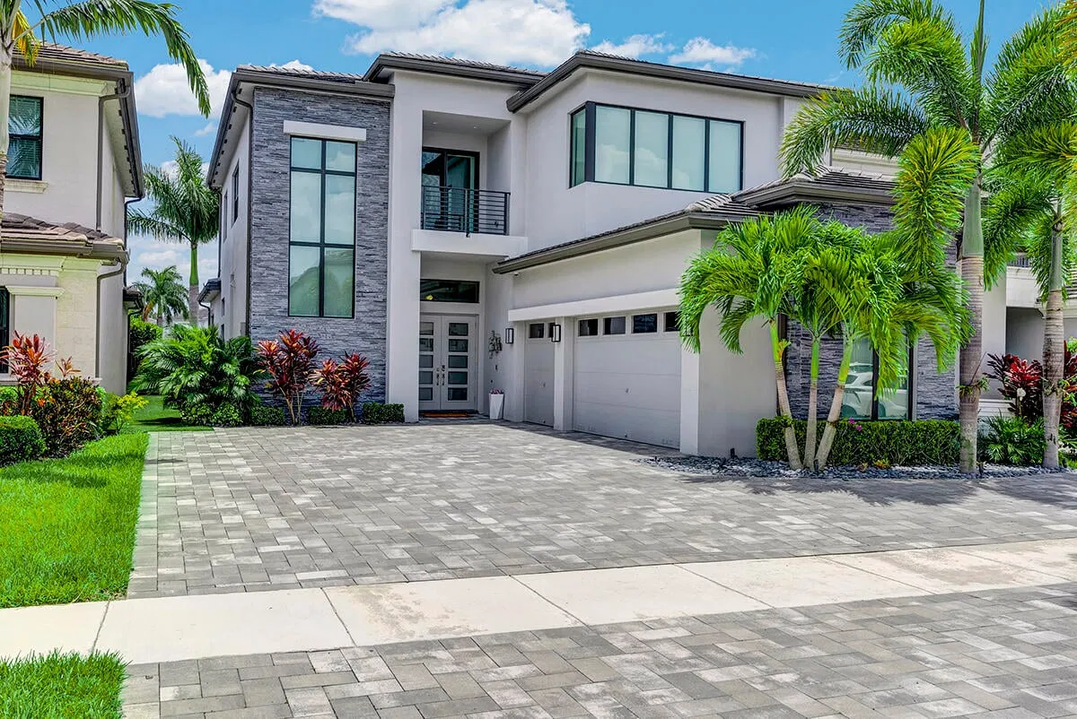 Boca Bridges Residence