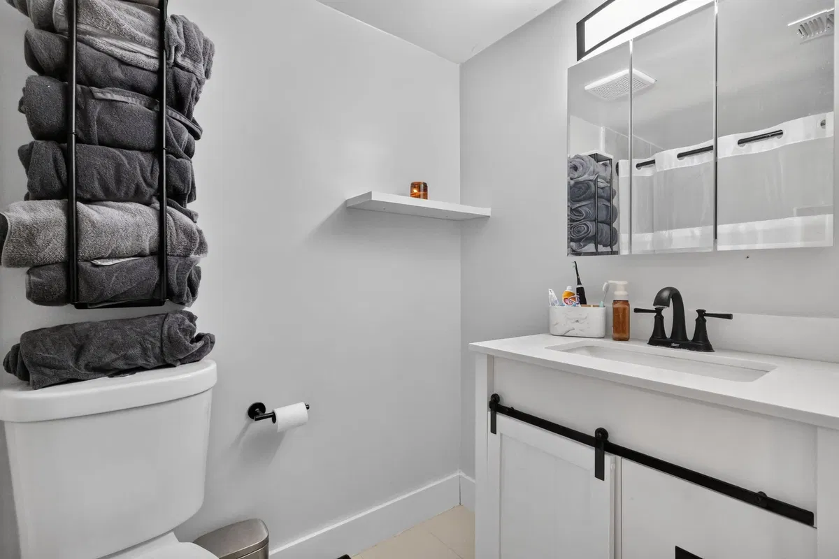 Unit 103D photo 19