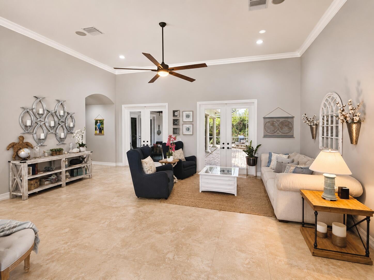 Residence photo 4