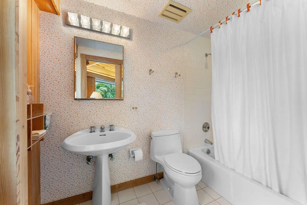  Residence photo 79
