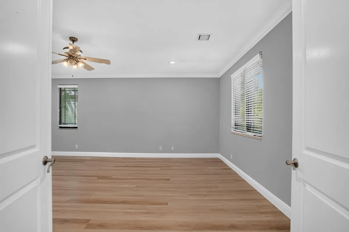 Residence photo 52