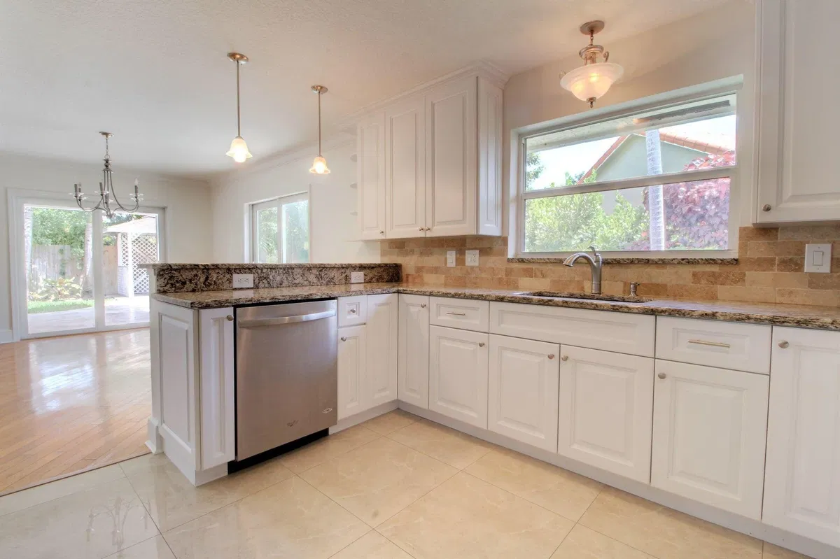 Residence photo 4