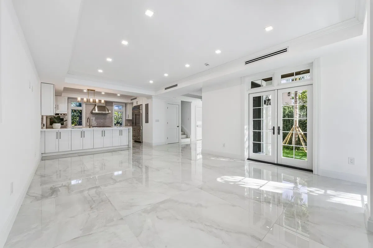 North End Palm Beach Residence photo 7