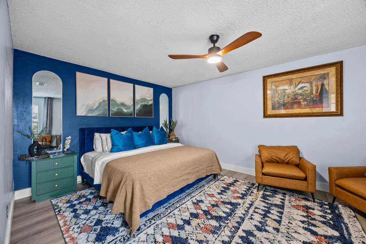 Residence photo 16