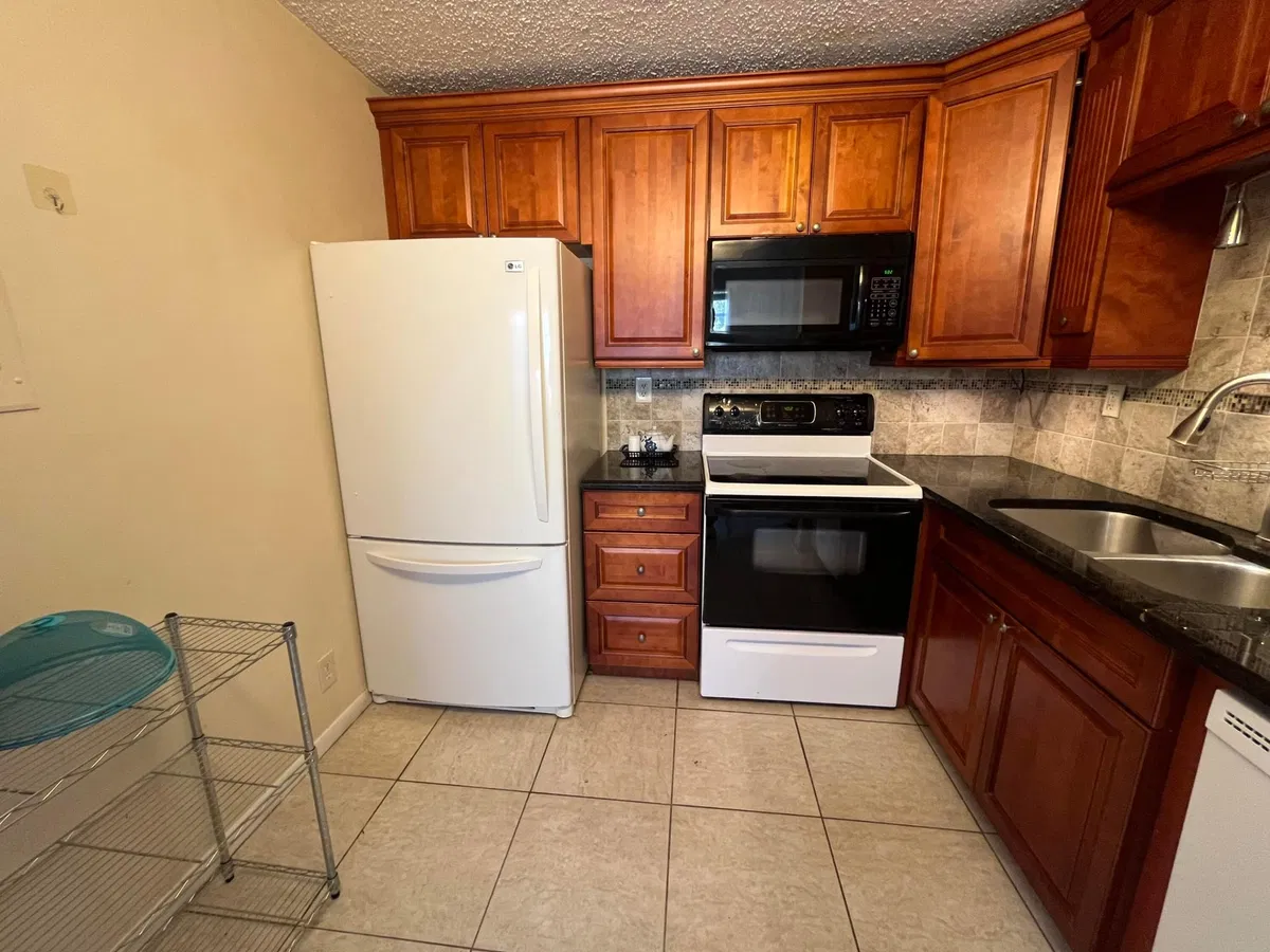Residence photo 4