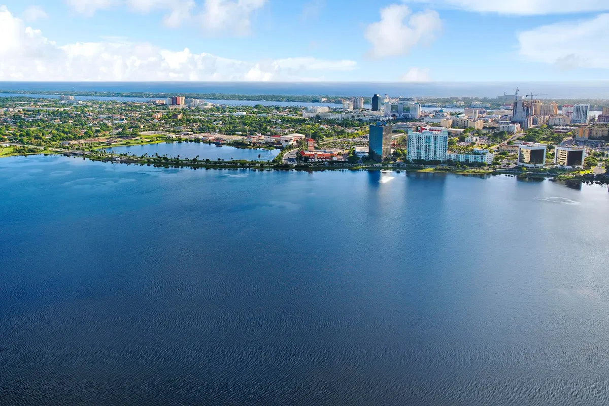 SoSo West Palm Beach Residence photo 28