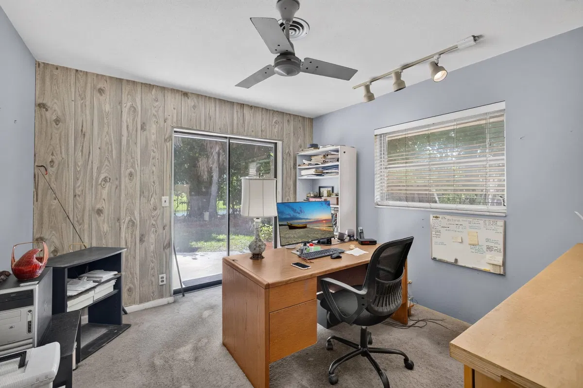 Residence photo 40