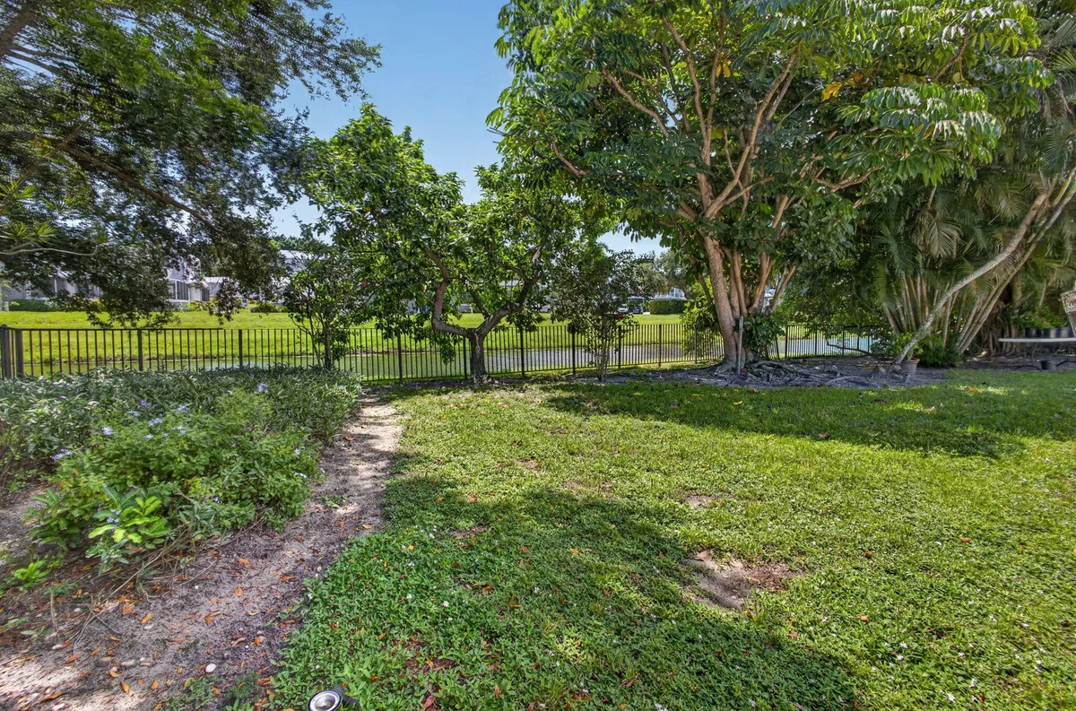 Residence photo 58