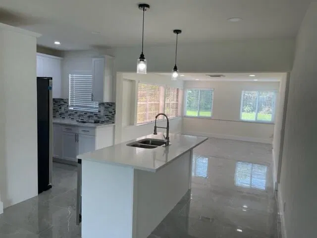 West Palm Beach Residence photo 4