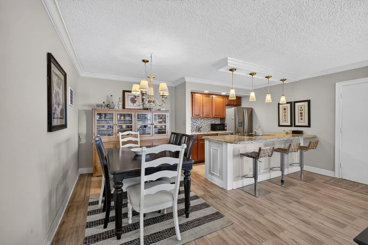 Singer Island Unit 324 photo 13
