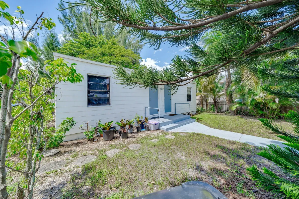  Residence photo 22
