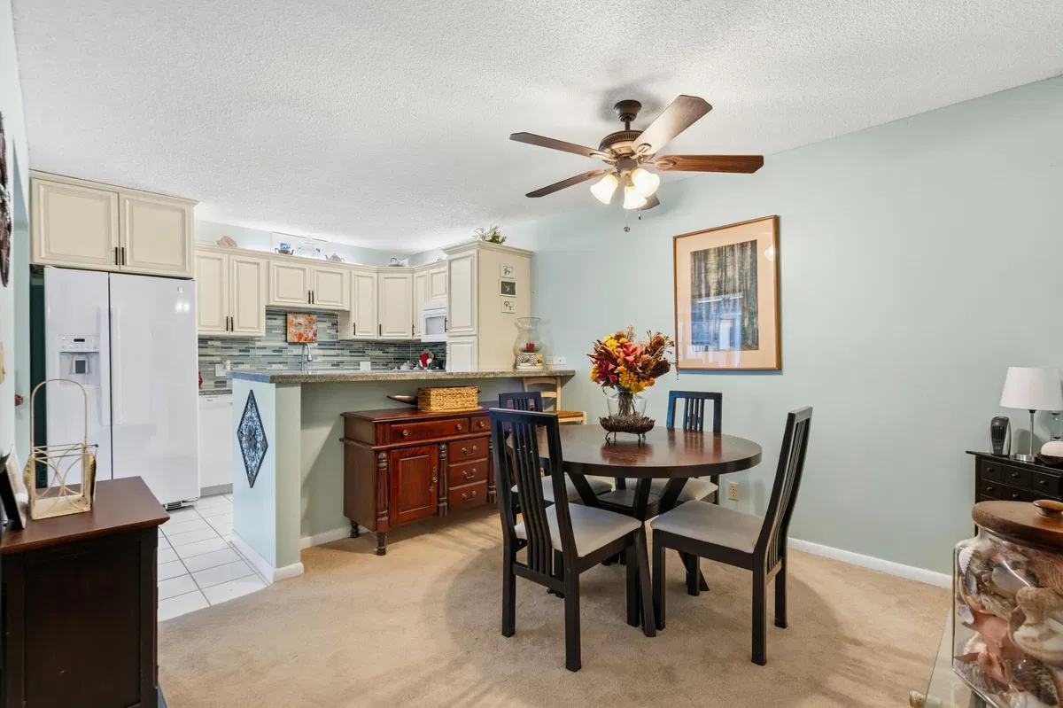 Residence photo 10