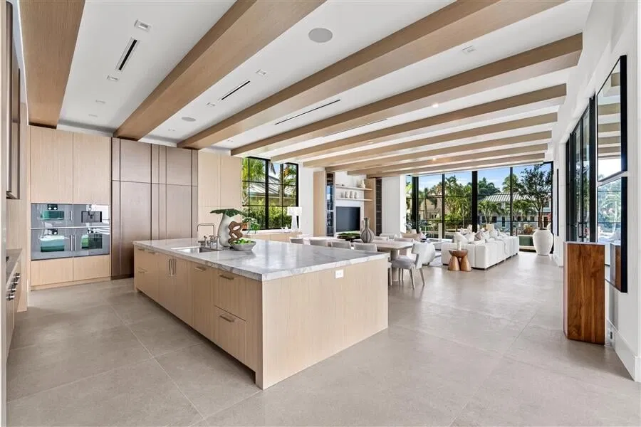 Palm Trail Delray Beach Residence photo 13