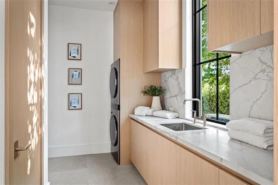 Palm Trail Delray Beach Residence photo 28
