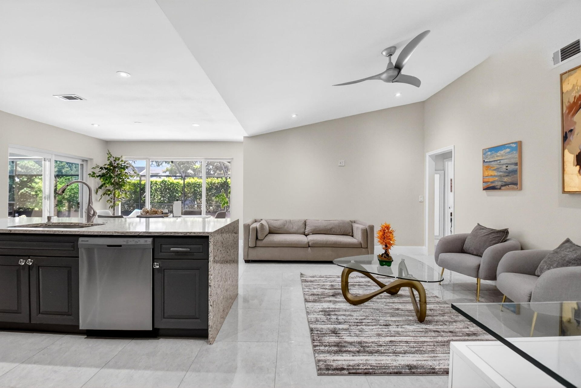 Residence photo 19