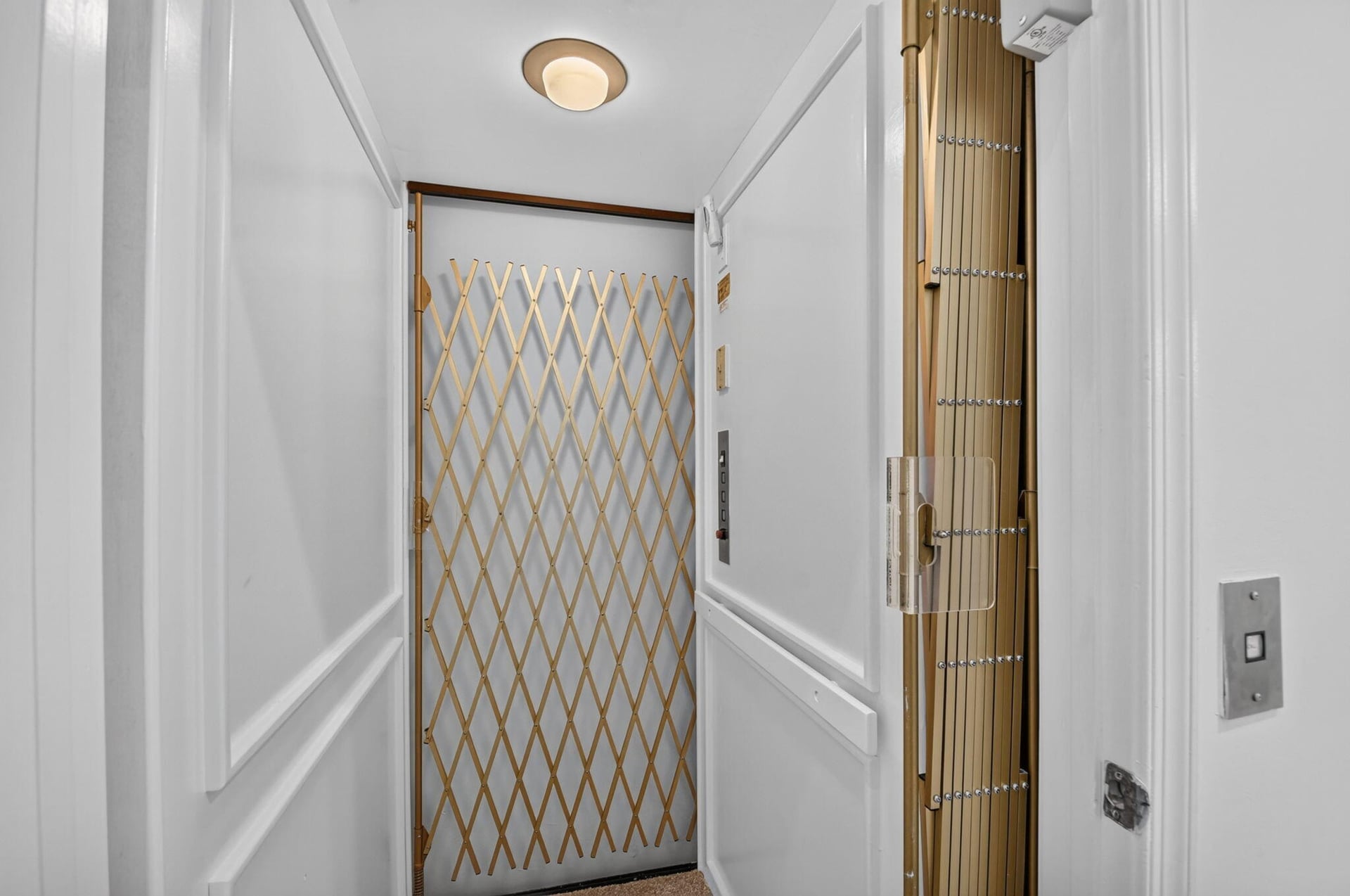 Unit 201 photo 10