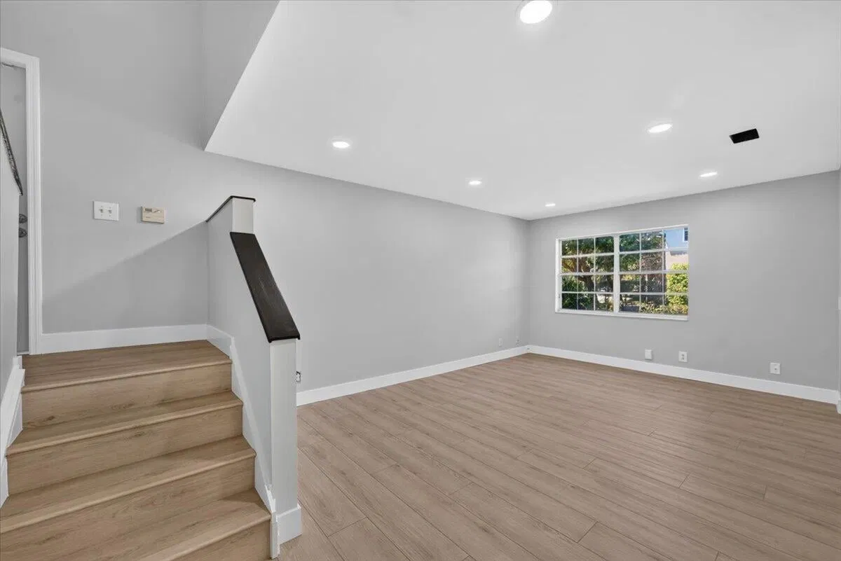 Residence photo 4