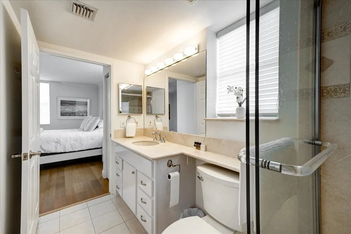 The Tower Condominium at Cityplace Unit 801 photo 16