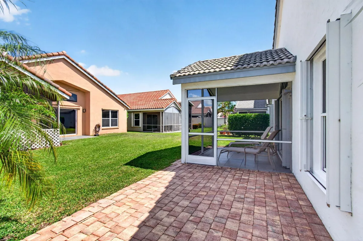  Residence photo 22