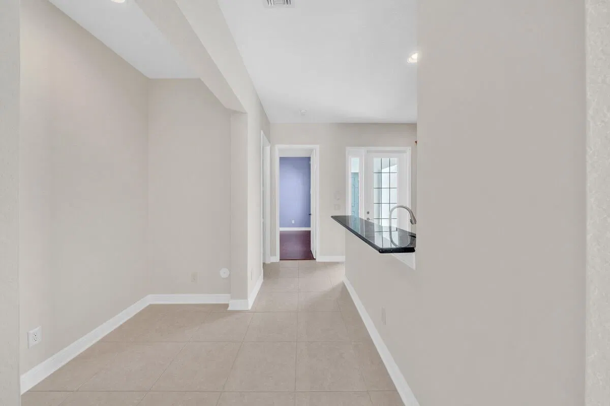Residence photo 19
