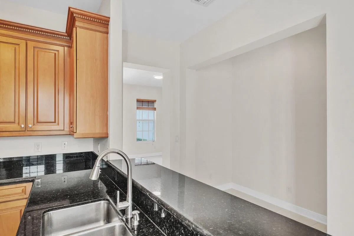 Residence photo 25