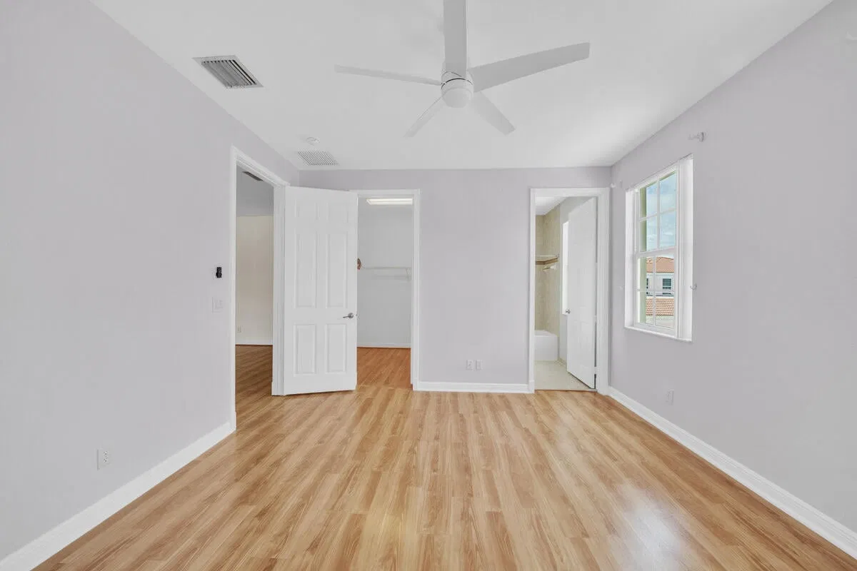 Residence photo 46