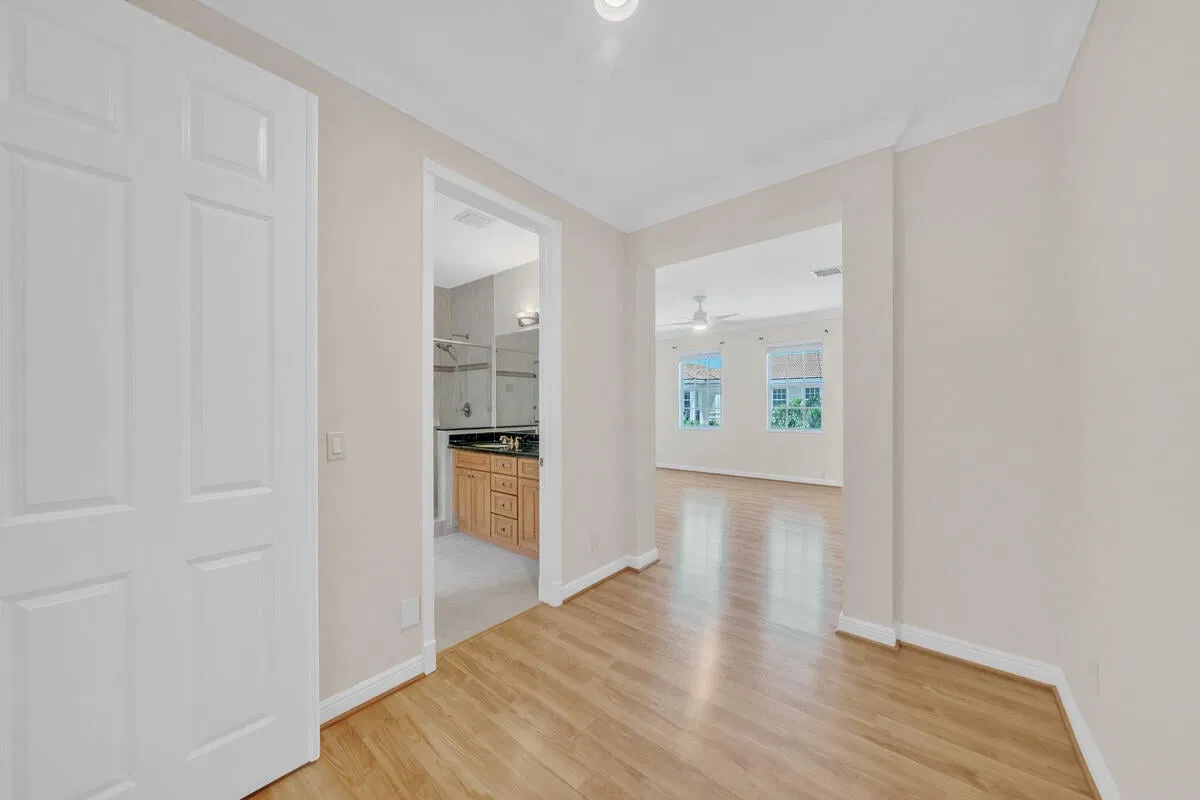 Residence photo 55