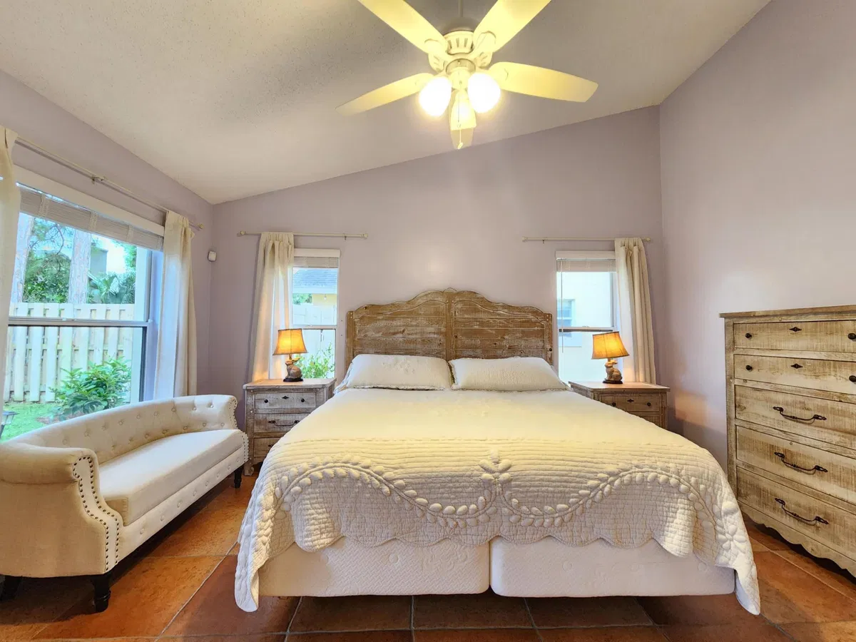 Residence photo 64
