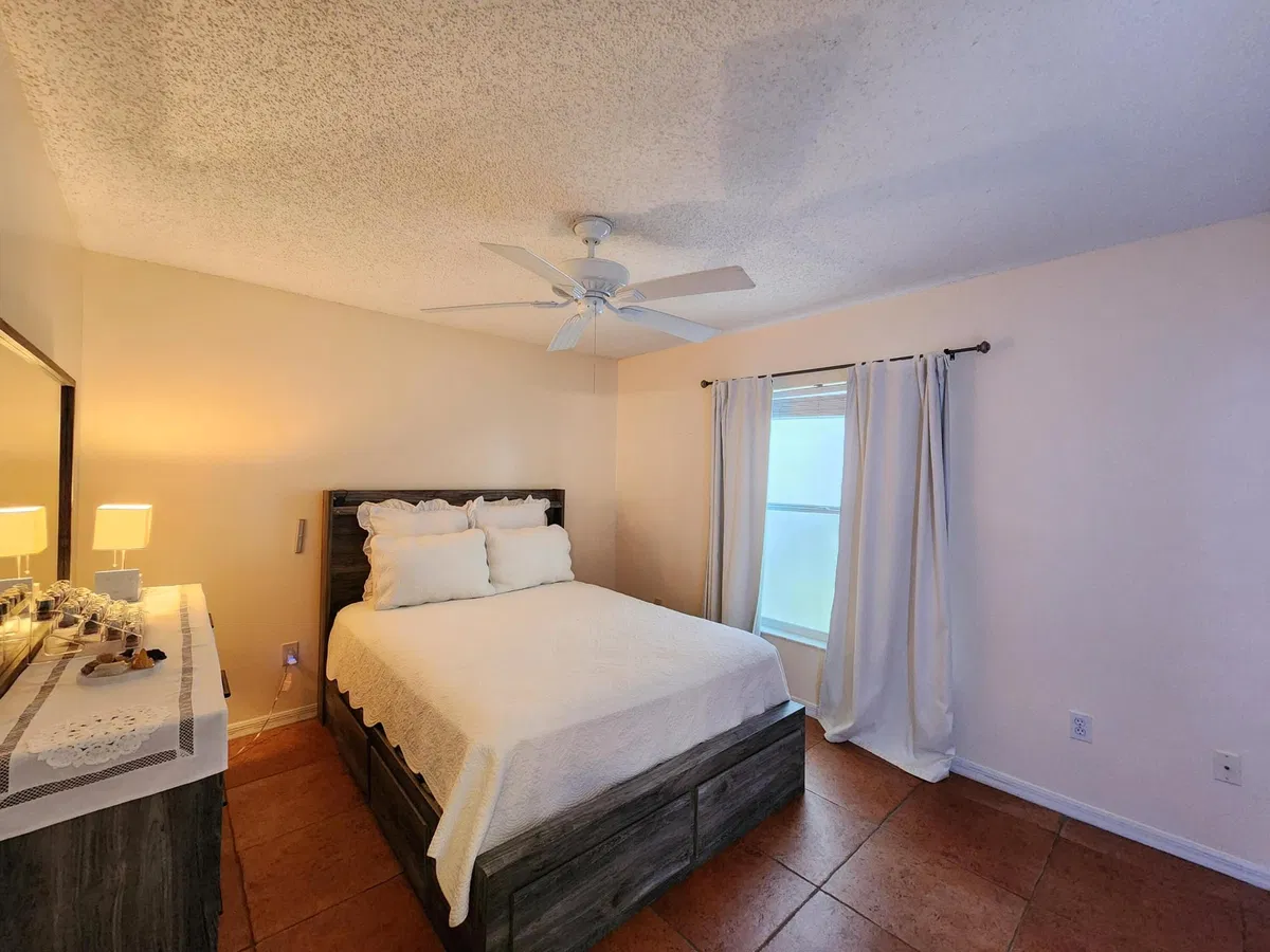 Residence photo 67
