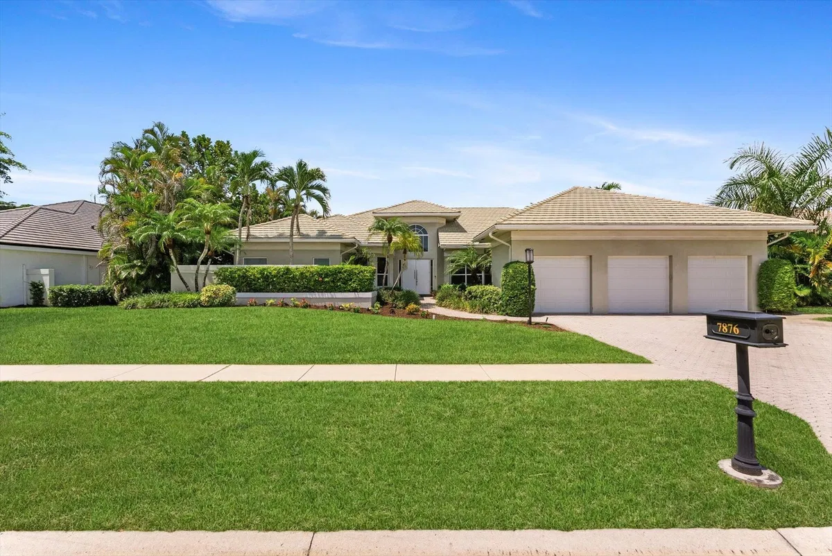Boca Grove Residence