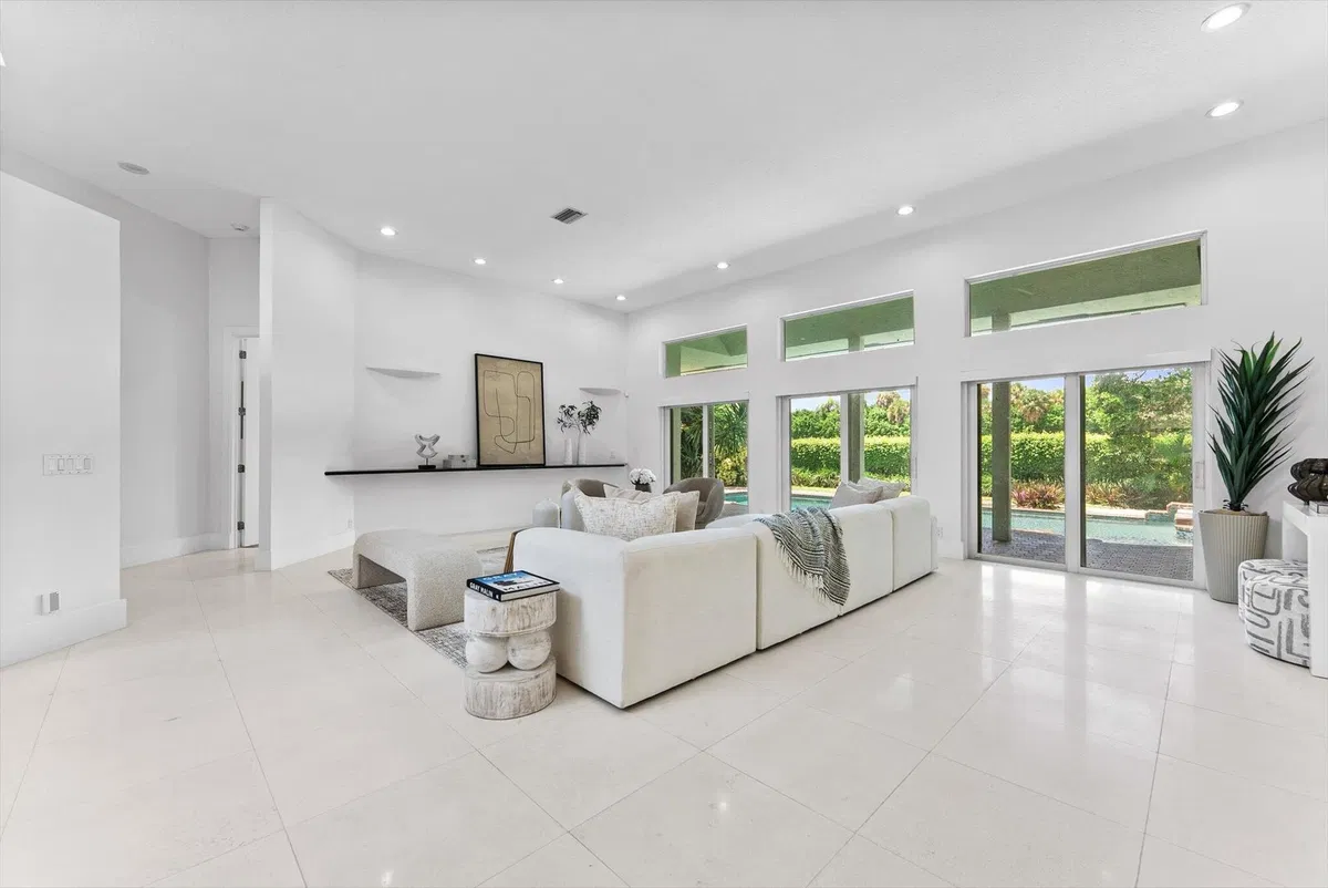 Boca Grove Residence photo 10