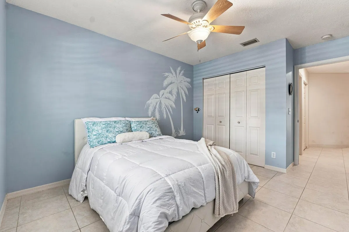  Residence photo 22