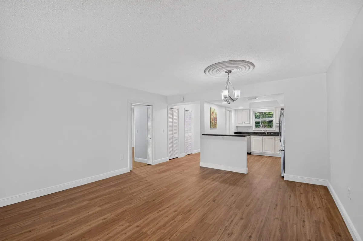 Unit 202 photo 13