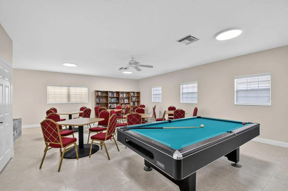 Unit 202 photo 52