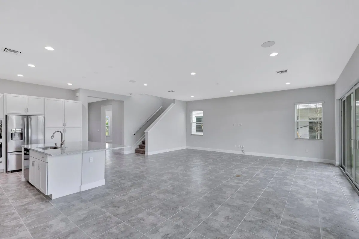 Residence photo 16
