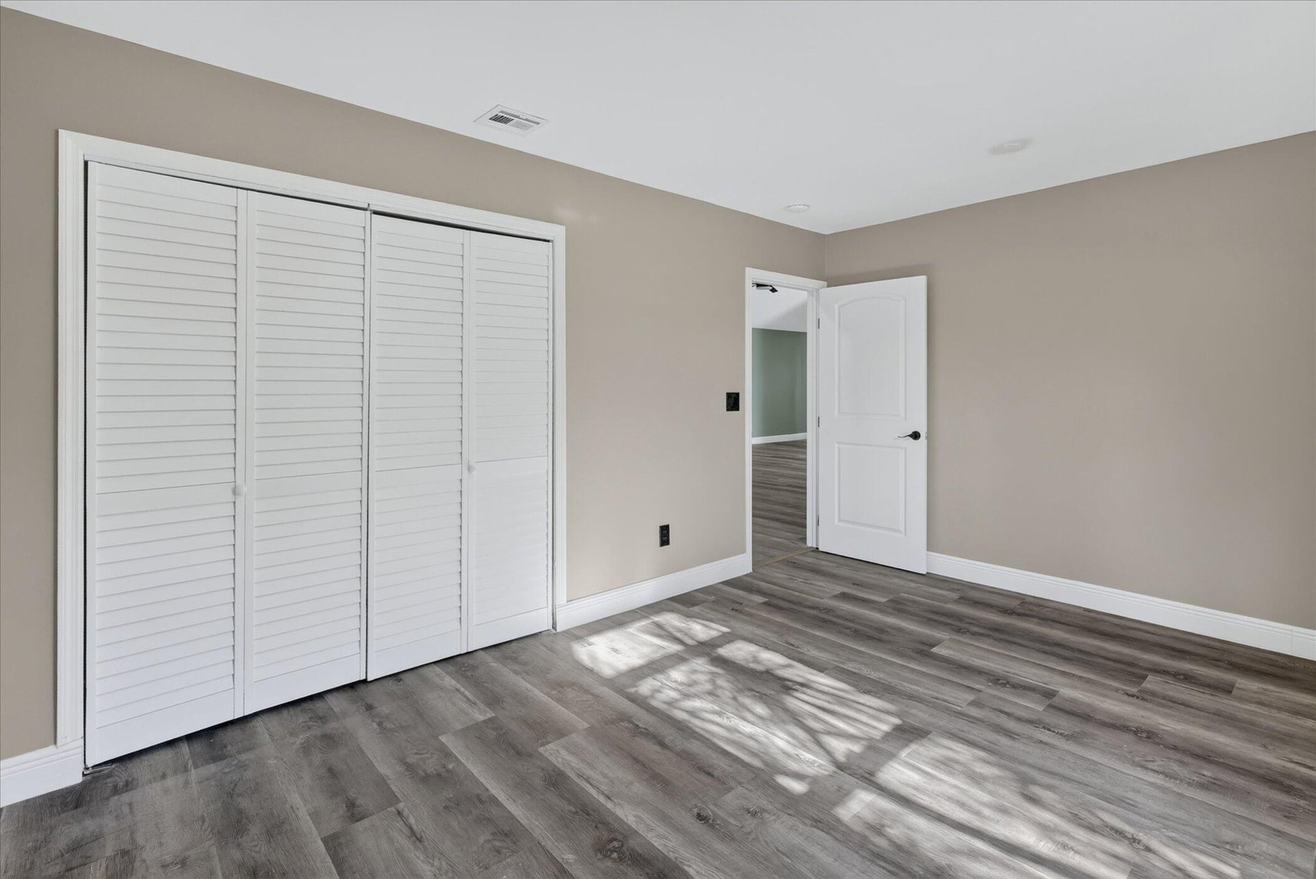 Residence photo 28