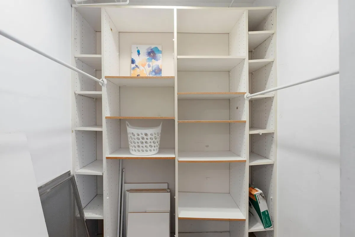 Unit F4 photo 19