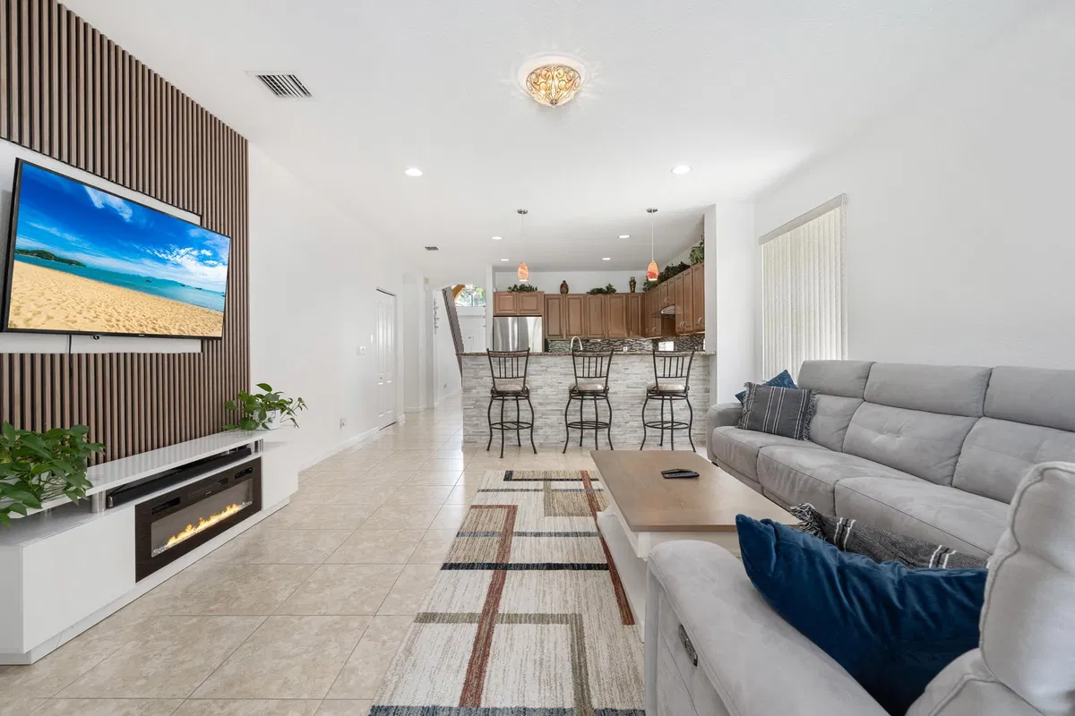Residence photo 19