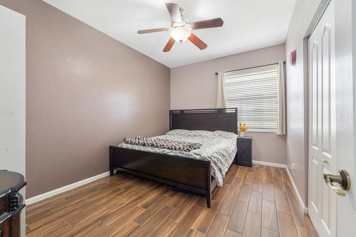 Residence photo 28