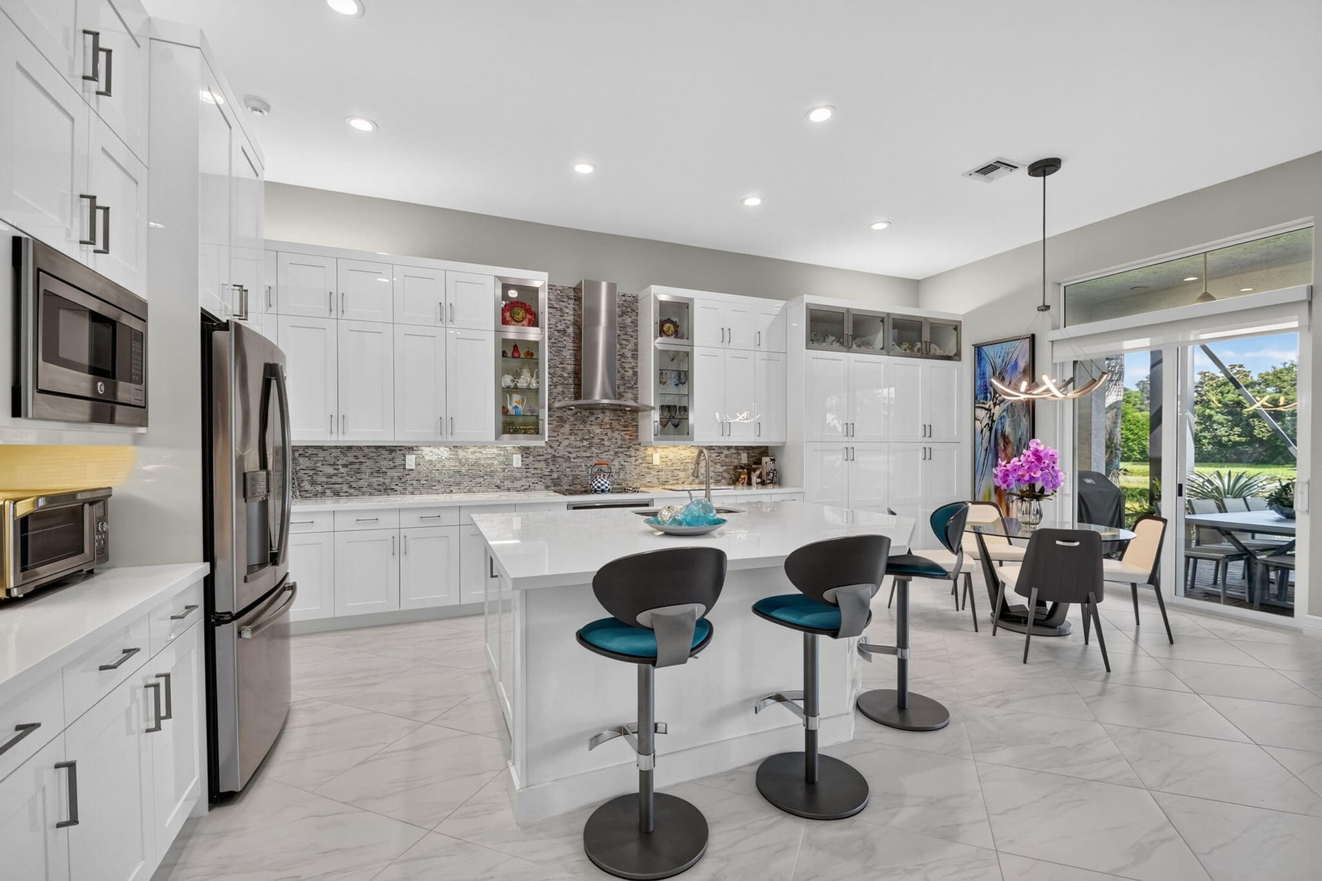  Residence photo 19