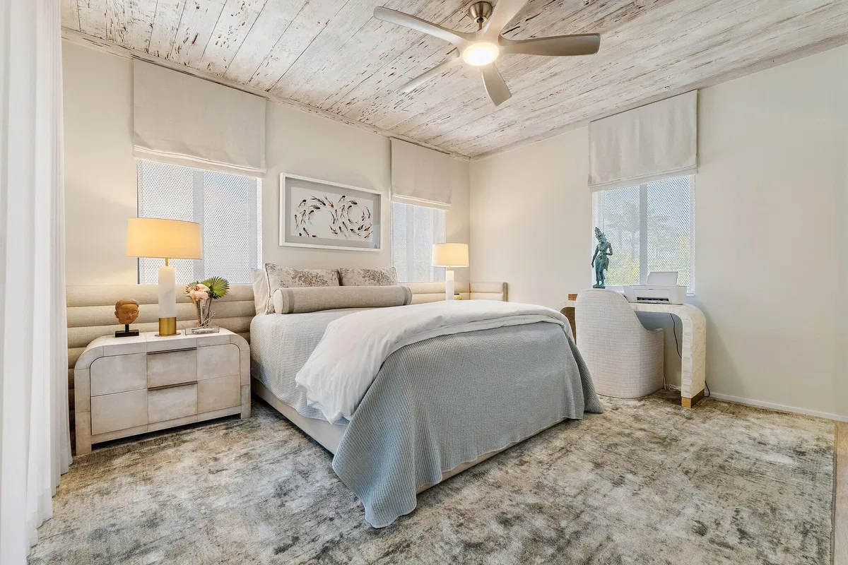 In-Town Palm Beach Residence photo 13