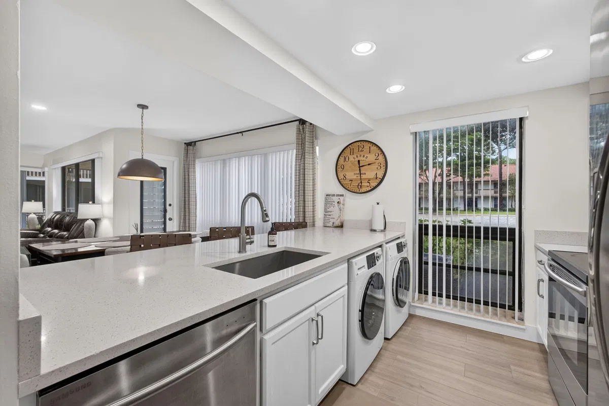 PGA National Palm Beach Gardens Unit 124 photo 13