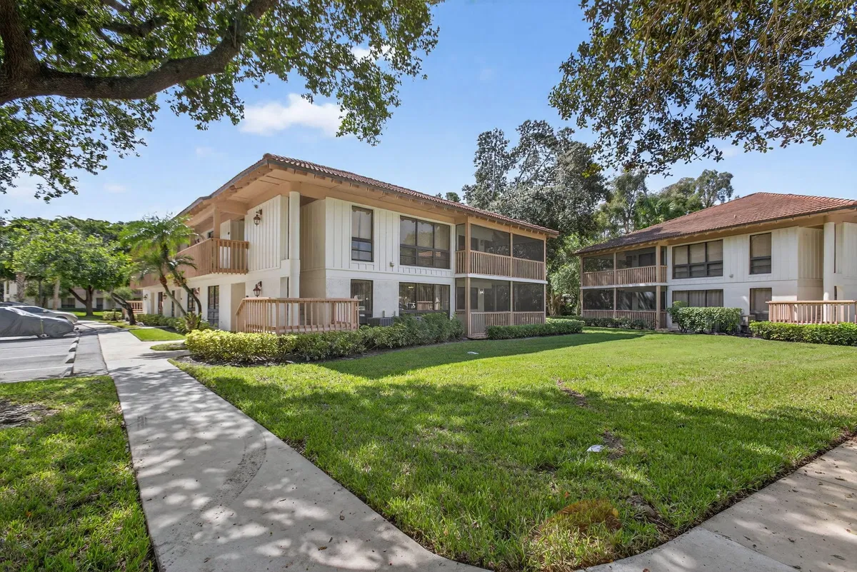 PGA National Palm Beach Gardens Unit 124 photo 40