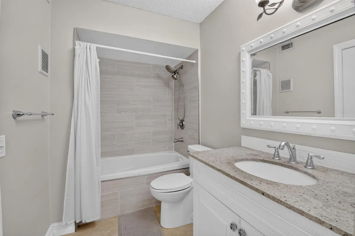  Unit 5 photo 31