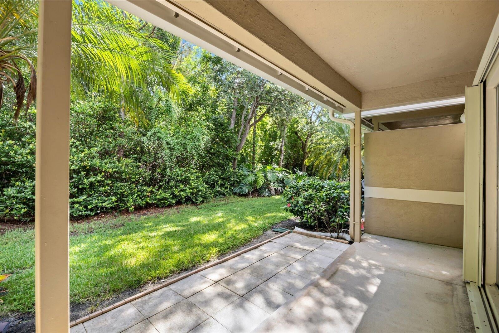 Residence photo 25