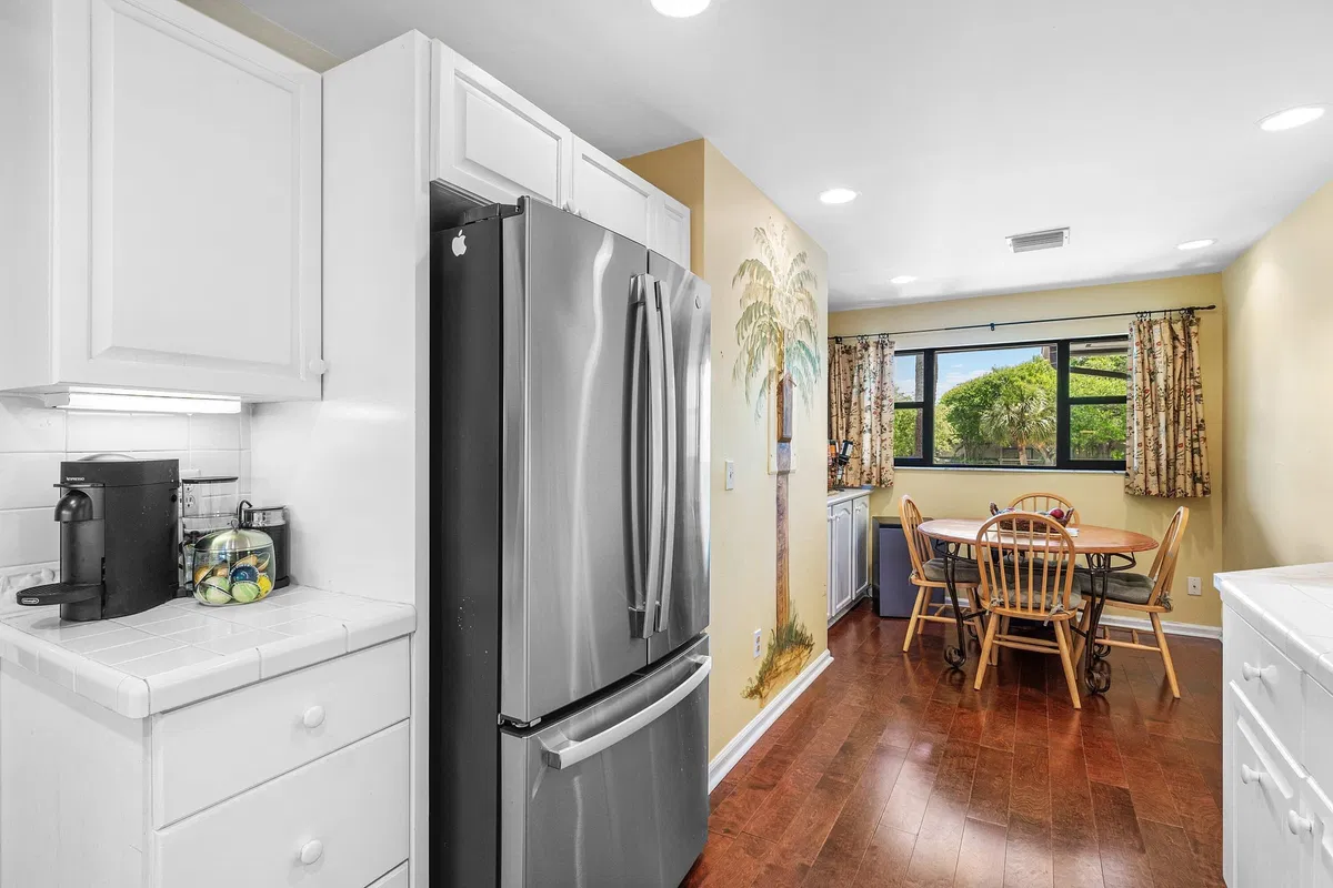 Unit 206 photo 40